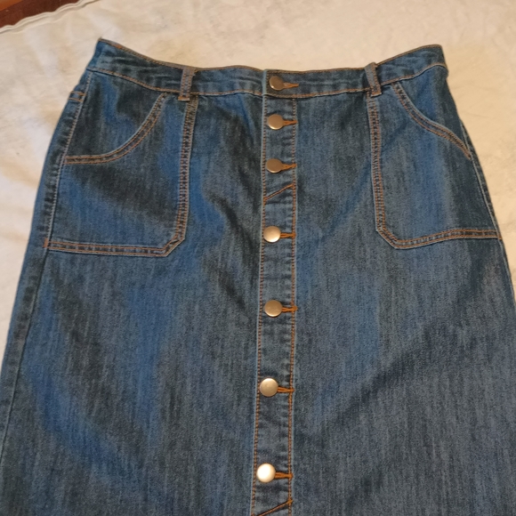 Christopher&banks denim skirt - Picture 6 of 6